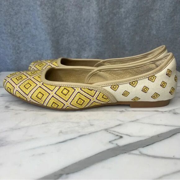 Upsara Women’s Embroidered Ballet Flats Yellow Purple Comfy Slip On size 8 - Picture 4 of 8